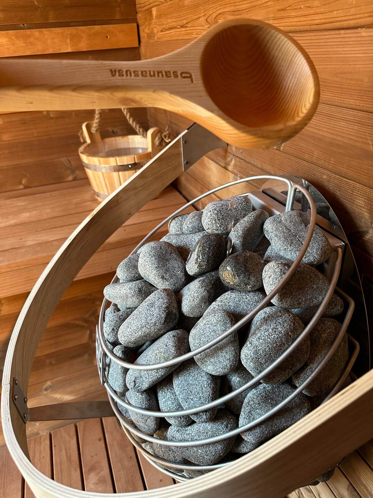 HUUM DROP Electric Sauna Heater 6kW - Detail View